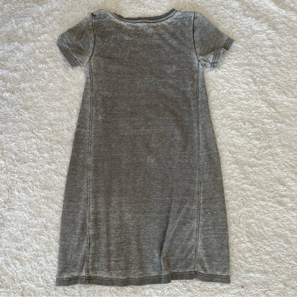 Jane and Delancey Taupe T-shirt Dress - Picture 5 of 6